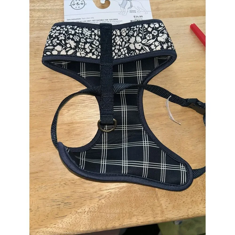 New Dog Puppy Harness Size Small Bond & Co Navy & White Floral or Plaid